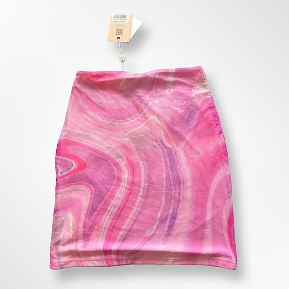 Barbie pink mesh marble mini skirt from Tiger Mist - Picture 1 of 3